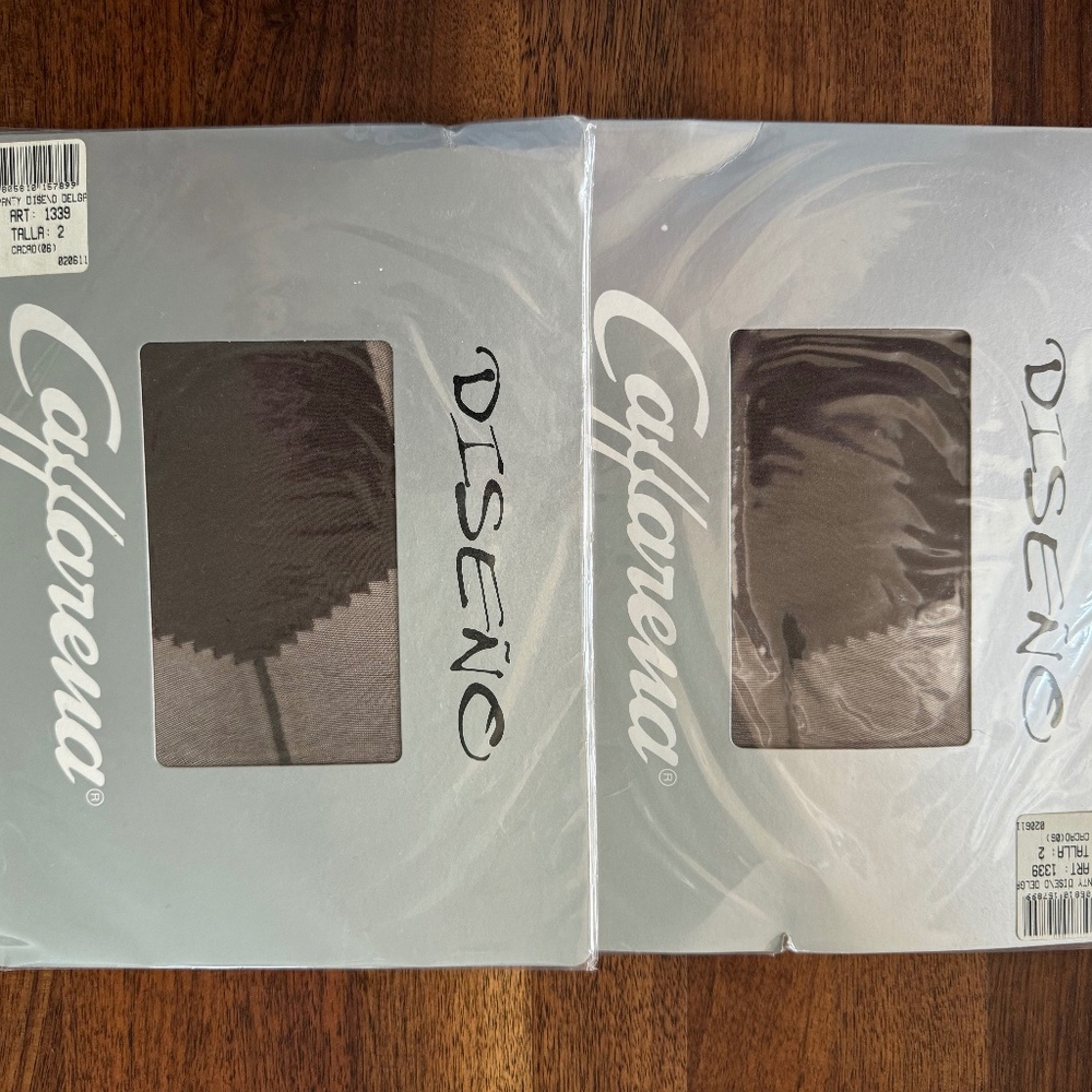 1 Lot of 2 Pairs, Caffarena Diseno, Cacao, Size Talla 2